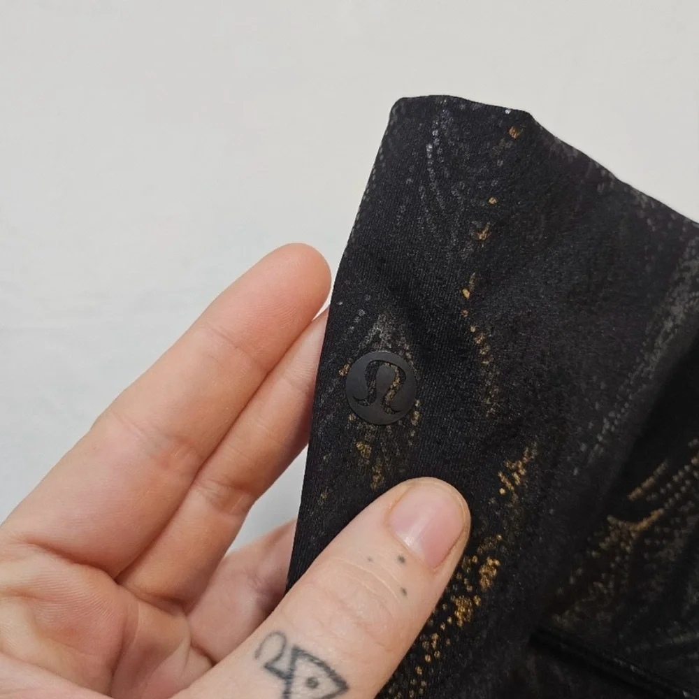 NWOT Lululemon Wunder Under High-Rise Tight 28" *Shine (Acclimatize Black Foil) - Picture 13 of 16